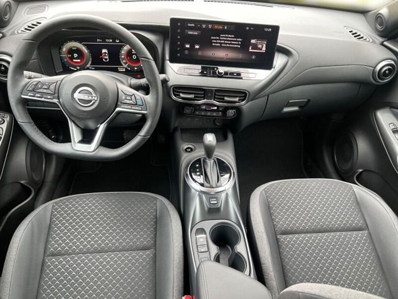 Nissan Juke 1.6 HYBRID 143 PS 4AMT N-CONNECTA  Lenkrad-/ Sitzheizung vorn Moderne Fahrsicher