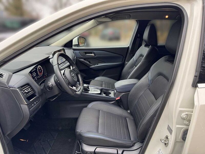 Nissan Qashqai AT Premiere - HUD - PANO - LED - NAVI